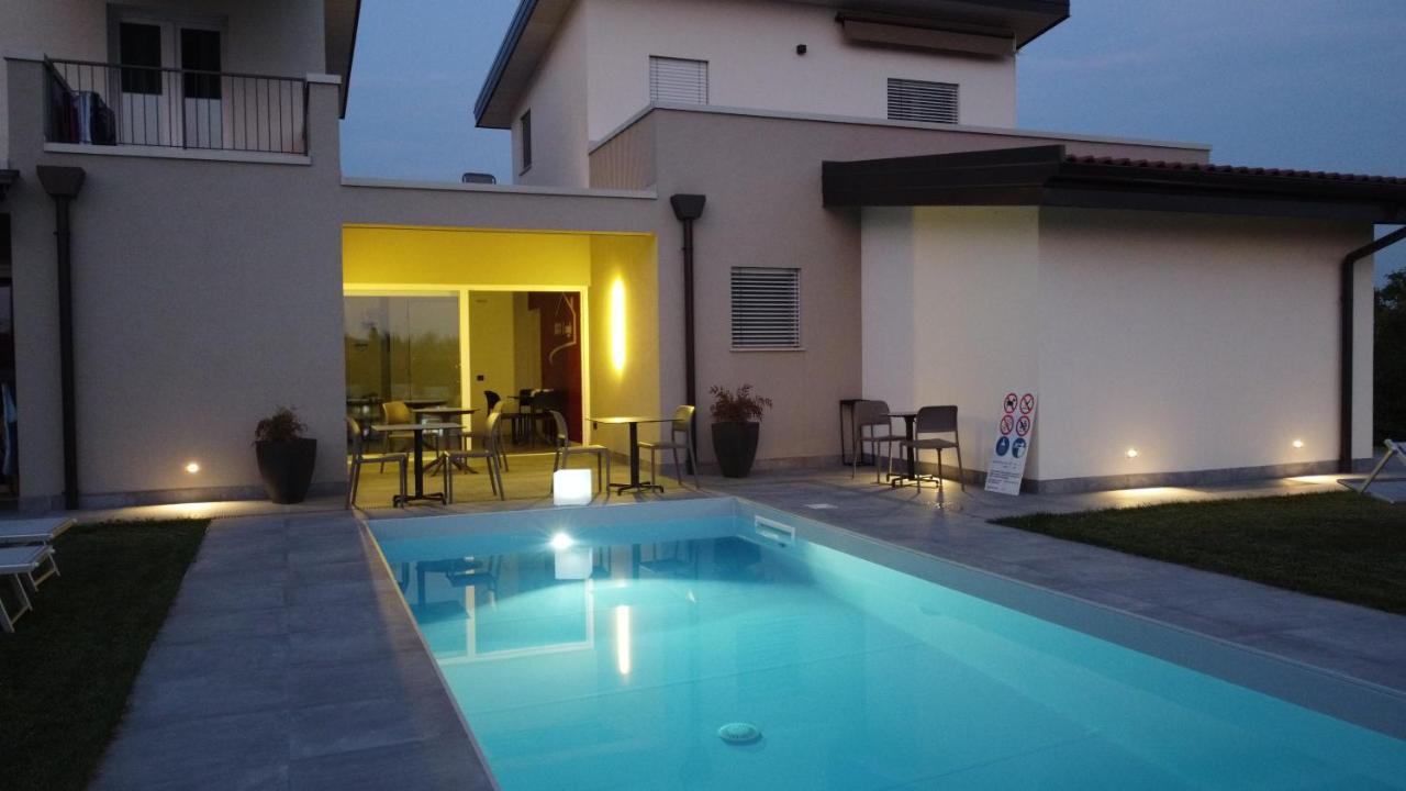 B&B Lough Colà Dış mekan fotoğraf